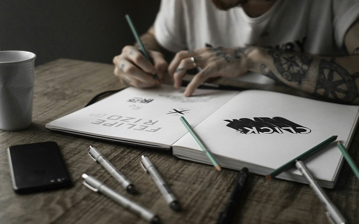 Foto bij Zine of mini-magazine over de zomer maken
